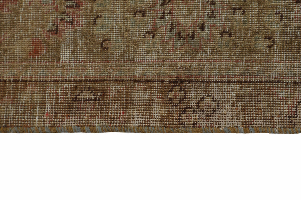 Vintage Royal Collection: Antique Persian Hand-Knotted Rugs in Stonewashed, Recoloured Finishes285 cm x 379 cm