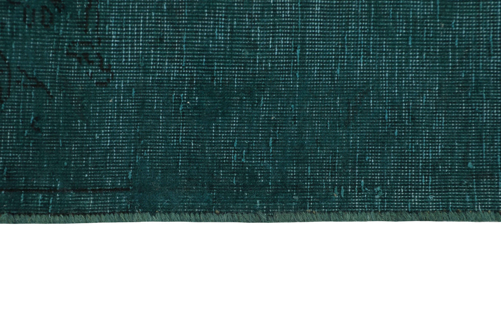 Vintage Royal Collection: Antique Persian Hand-Knotted Rugs in Stonewashed, Recoloured Finishes187 cm x 277 cm