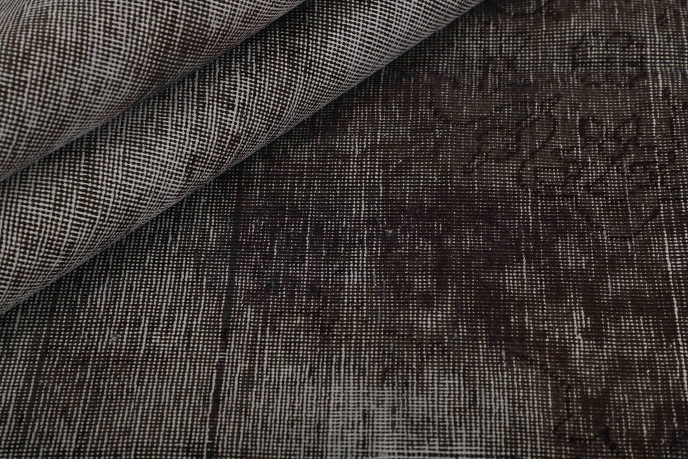 Vintage Royal Collection: Antique Persian Hand-Knotted Rugs in Stonewashed, Recoloured Finishes193 cm x 280 cm