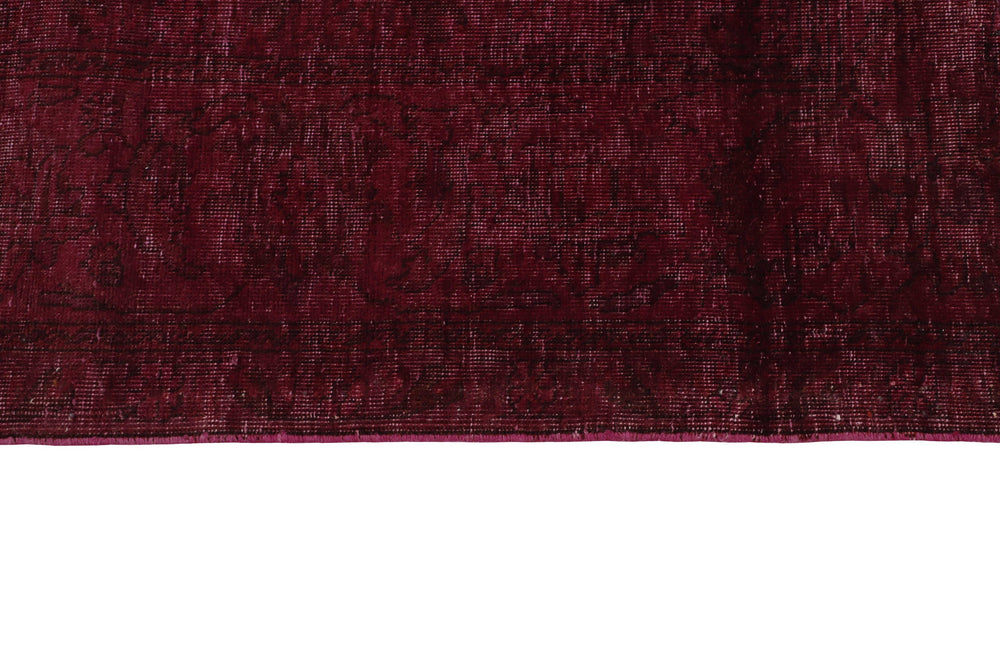 Vintage Royal Collection: Antique Persian Hand-Knotted Rugs in Stonewashed, Recoloured Finishes246 cm x 339 cm