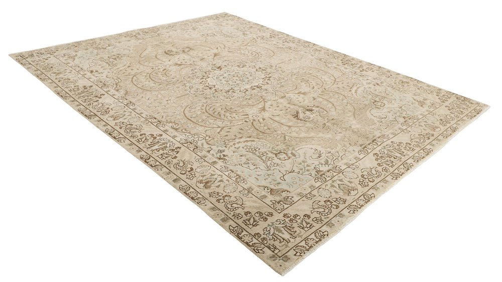 Vintage Royal Collection: Antique Persian Hand-Knotted Rugs in Stonewashed, Recoloured Finishes202 cm x 284 cm