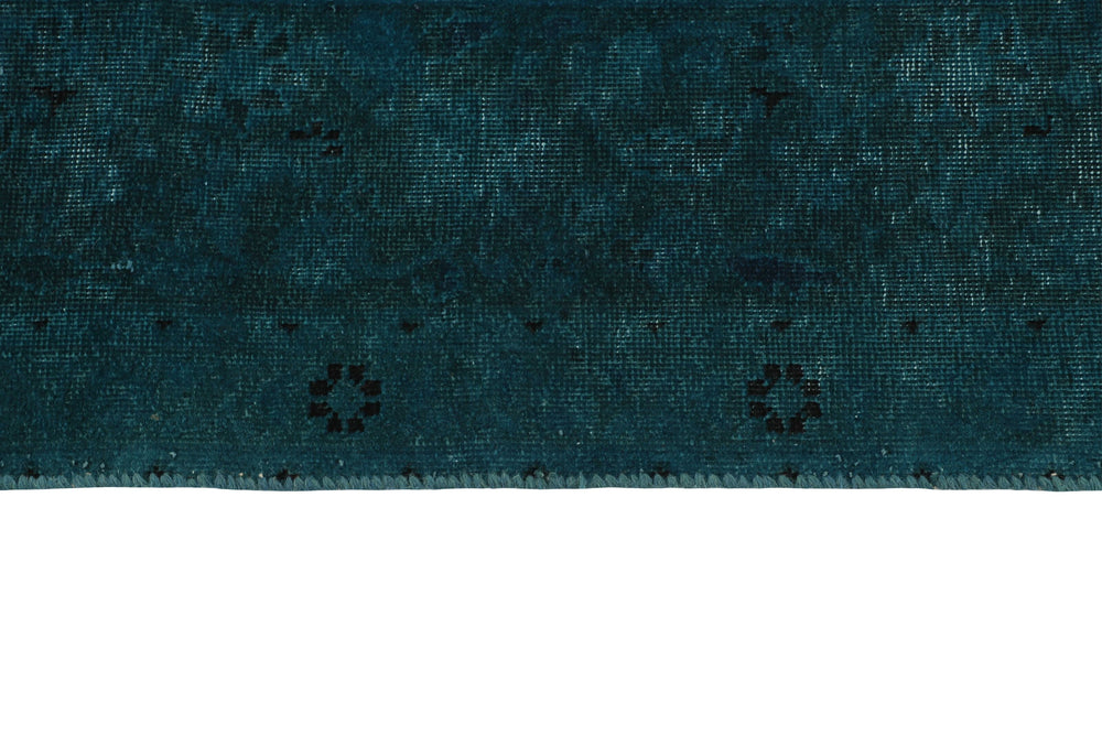 Vintage Royal Collection: Antique Persian Hand-Knotted Rugs in Stonewashed, Recoloured Finishes238 cm x 325 cm