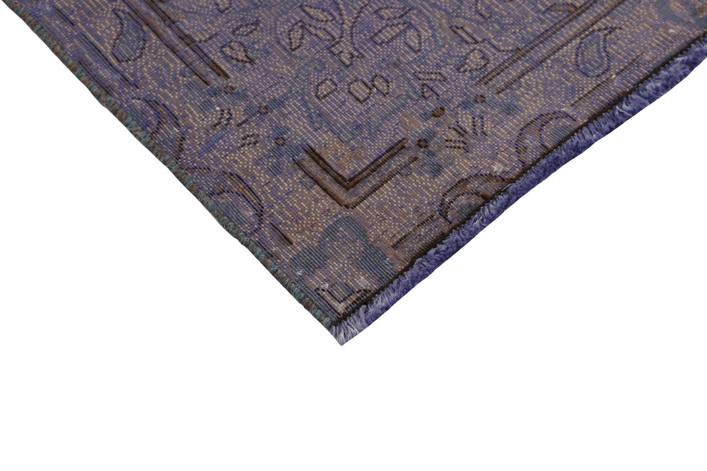 Vintage Kerman Collection: Antique Persian Hand-Knotted Rugs in Recoloured, Stonewashed Finishes167 cm x 243 cm