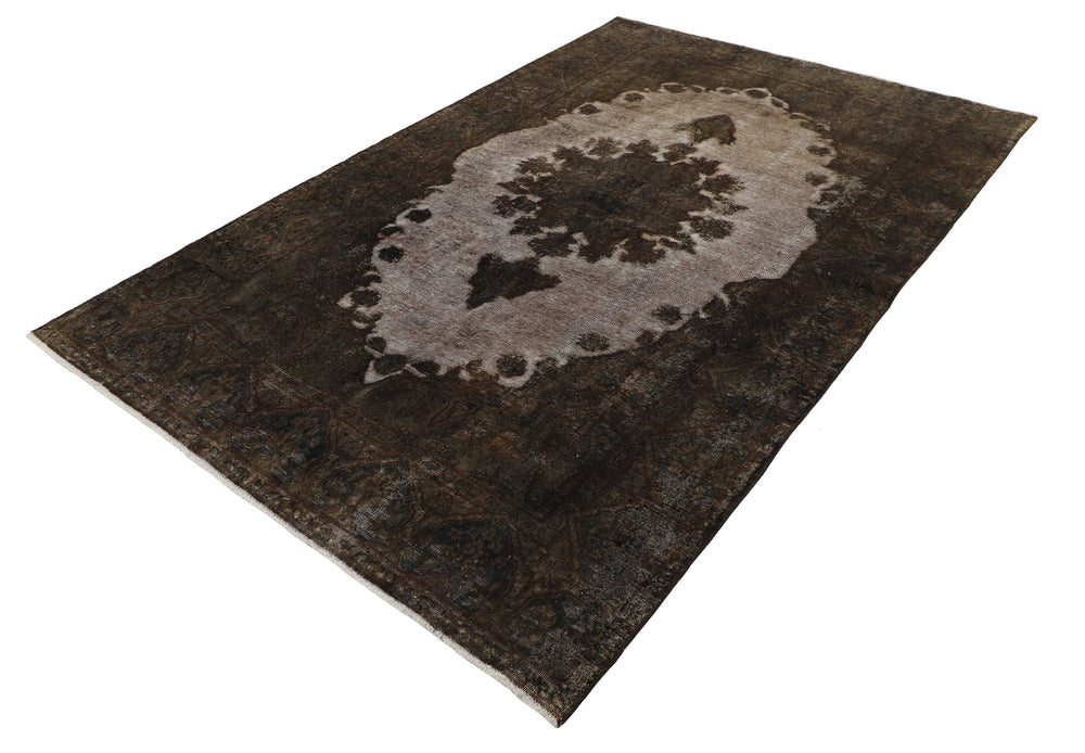 Vintage Kerman Collection: Antique Persian Hand-Knotted Rugs in Recoloured, Stonewashed Finishes150 cm x 237 cm
