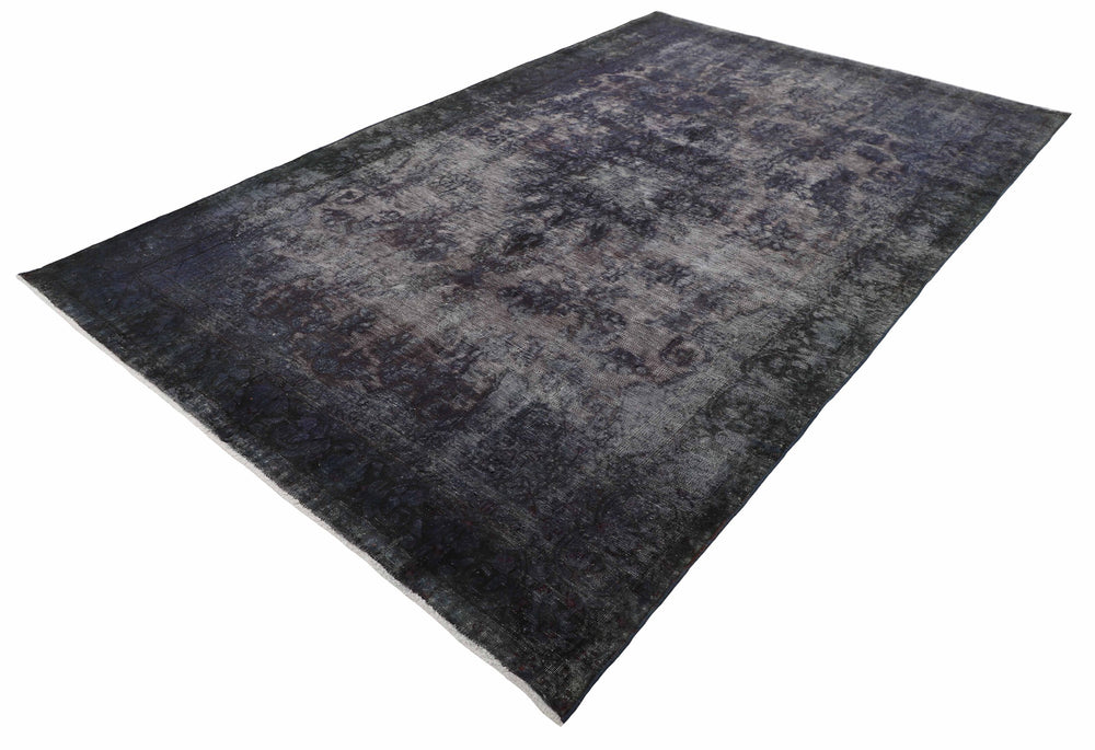 Vintage Kerman Collection: Antique Persian Hand-Knotted Rugs in Recoloured, Stonewashed Finishes195 cm x 305 cm