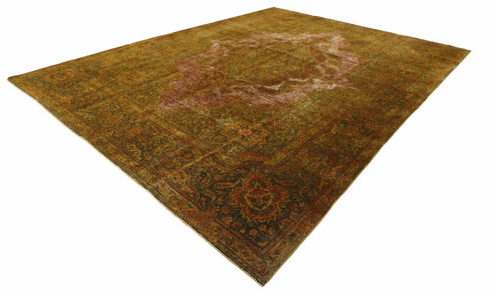 Vintage Kerman Collection: Antique Persian Hand-Knotted Rugs in Recoloured, Stonewashed Finishes296 cm x 409 cm
