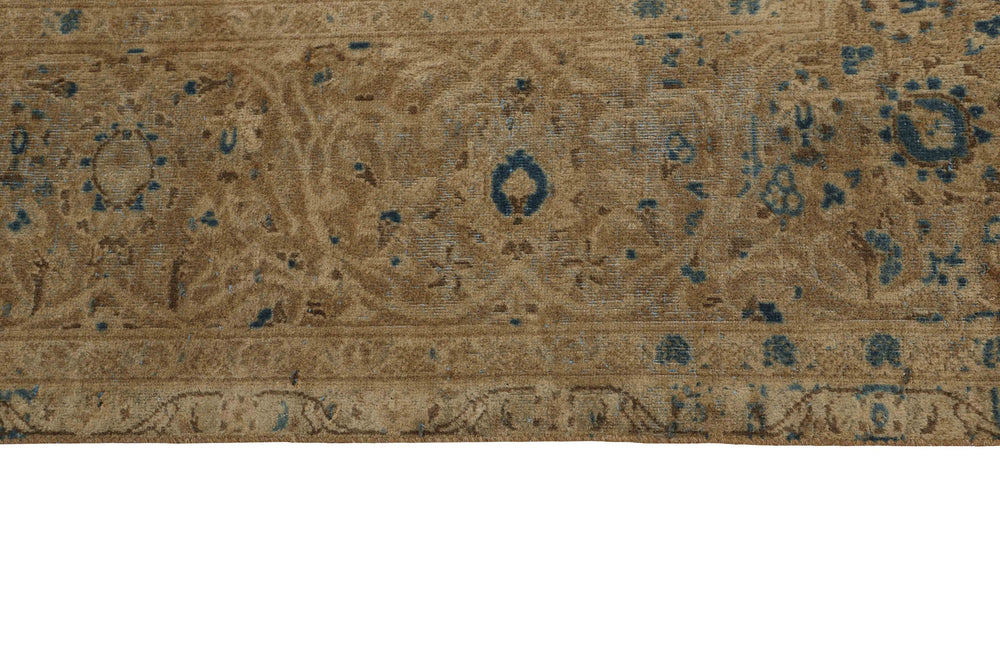 Vintage Royal Collection: Antique Persian Hand-Knotted Rugs in Stonewashed, Recoloured Finishes279 cm x 387 cm