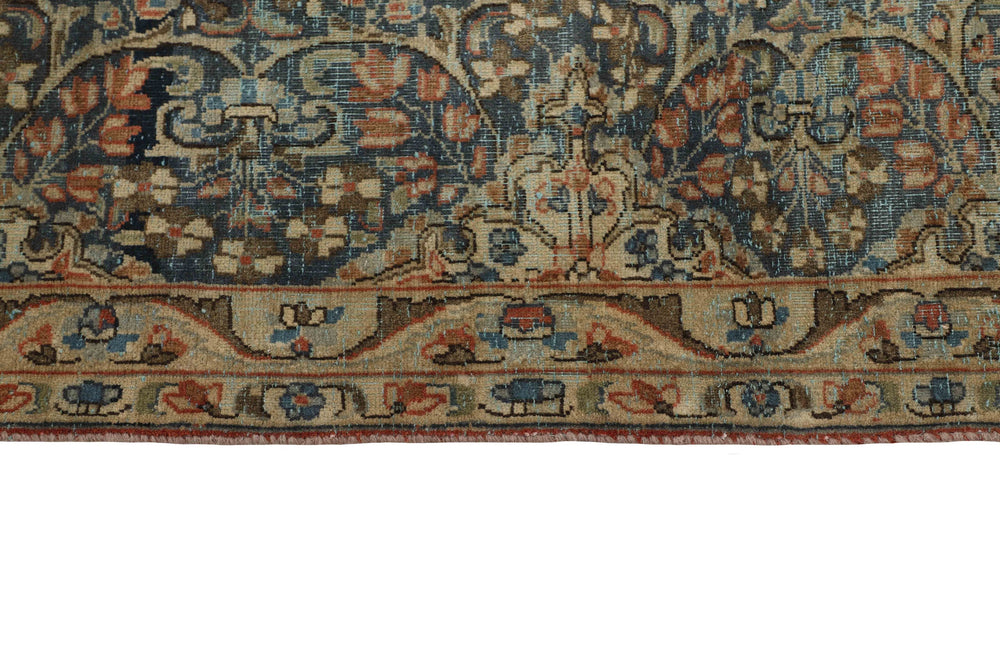 Vintage Kerman Collection: Antique Persian Hand-Knotted Rugs in Recoloured, Stonewashed Finishes300 cm x 393 cm
