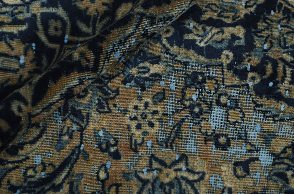 Vintage Royal Collection: Antique Persian Hand-Knotted Rugs in Stonewashed, Recoloured Finishes190 cm x 302 cm