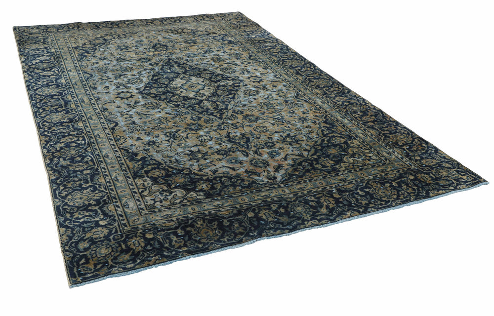 Vintage Royal Collection: Antique Persian Hand-Knotted Rugs in Stonewashed, Recoloured Finishes190 cm x 302 cm
