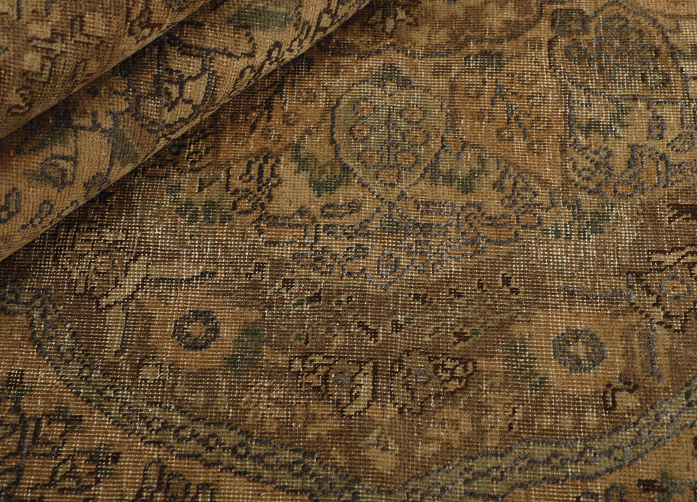 Vintage Royal Collection: Antique Persian Hand-Knotted Rugs in Stonewashed, Recoloured Finishes207 cm x 292 cm