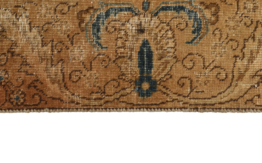 Vintage Royal Collection: Antique Persian Hand-Knotted Rugs in Stonewashed, Recoloured Finishes223 cm x 311 cm