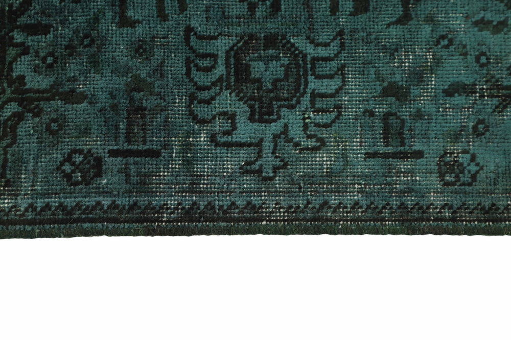 Vintage Royal Collection: Antique Persian Hand-Knotted Rugs in Stonewashed, Recoloured Finishes193 cm x 291 cm