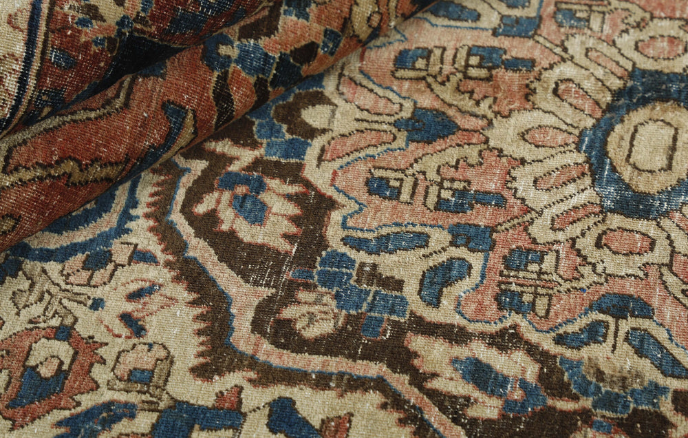 Vintage Royal Collection: Antique Persian Hand-Knotted Rugs in Stonewashed, Recoloured Finishes200 cm x 310 cm
