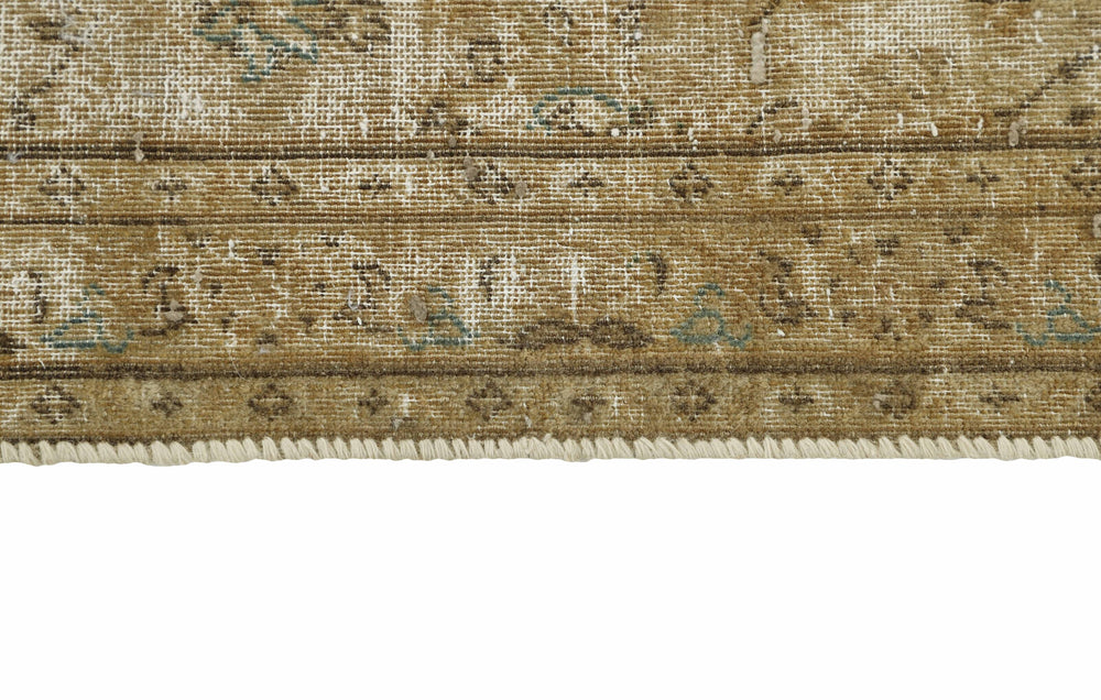 Vintage Royal Collection: Antique Persian Hand-Knotted Rugs in Stonewashed, Recoloured Finishes185 cm x 278 cm