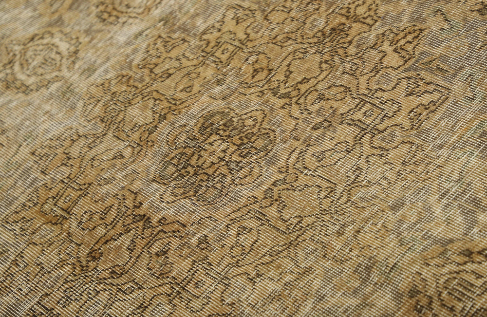 Vintage Royal Collection: Antique Persian Hand-Knotted Rugs in Stonewashed, Recoloured Finishes235 cm x 323 cm