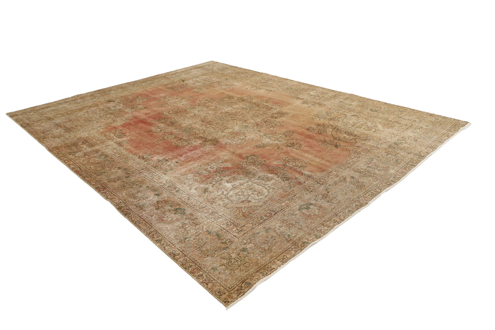 Vintage Royal Collection: Antique Persian Hand-Knotted Rugs in Stonewashed, Recoloured Finishes264 cm x 332 cm