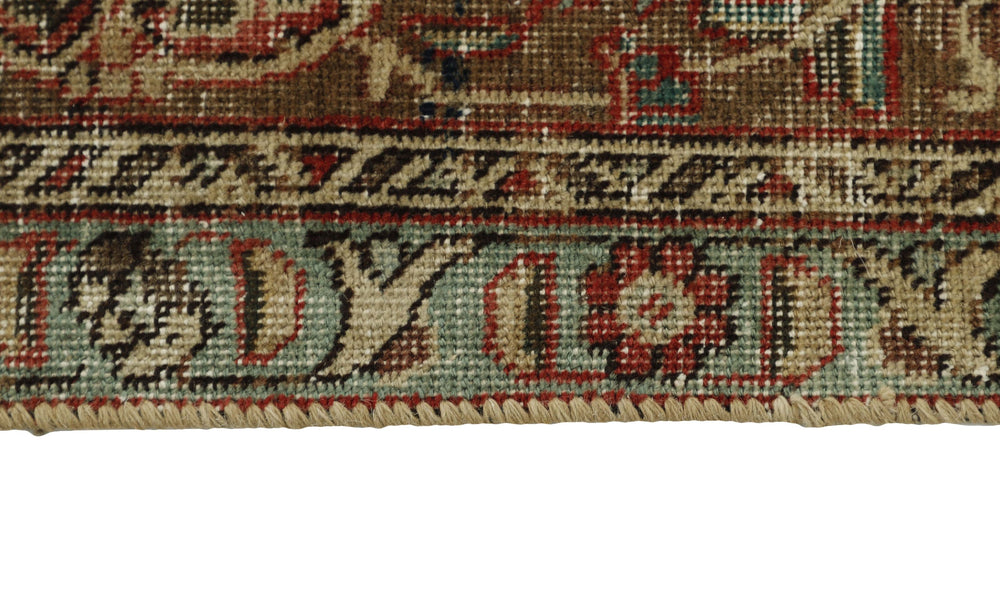 Vintage Royal Collection: Antique Persian Hand-Knotted Rugs in Stonewashed, Recoloured Finishes294 cm x 405 cm
