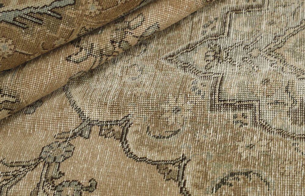 Vintage Royal Collection: Antique Persian Hand-Knotted Rugs in Stonewashed, Recoloured Finishes302 cm x 385 cm