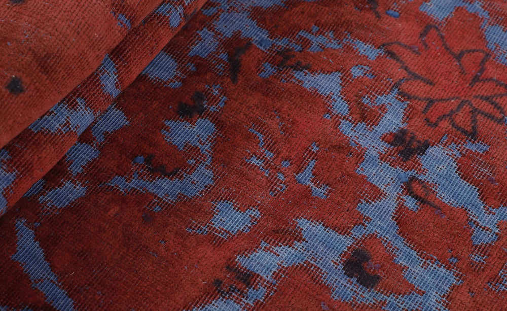 Vintage Royal Collection: Antique Persian Hand-Knotted Rugs in Stonewashed, Recoloured Finishes135 cm x 200 cm