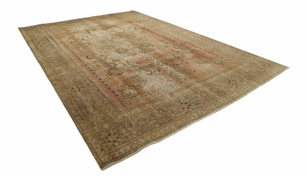 Vintage Royal Collection: Antique Persian Hand-Knotted Rugs in Stonewashed, Recoloured Finishes302 cm x 381 cm