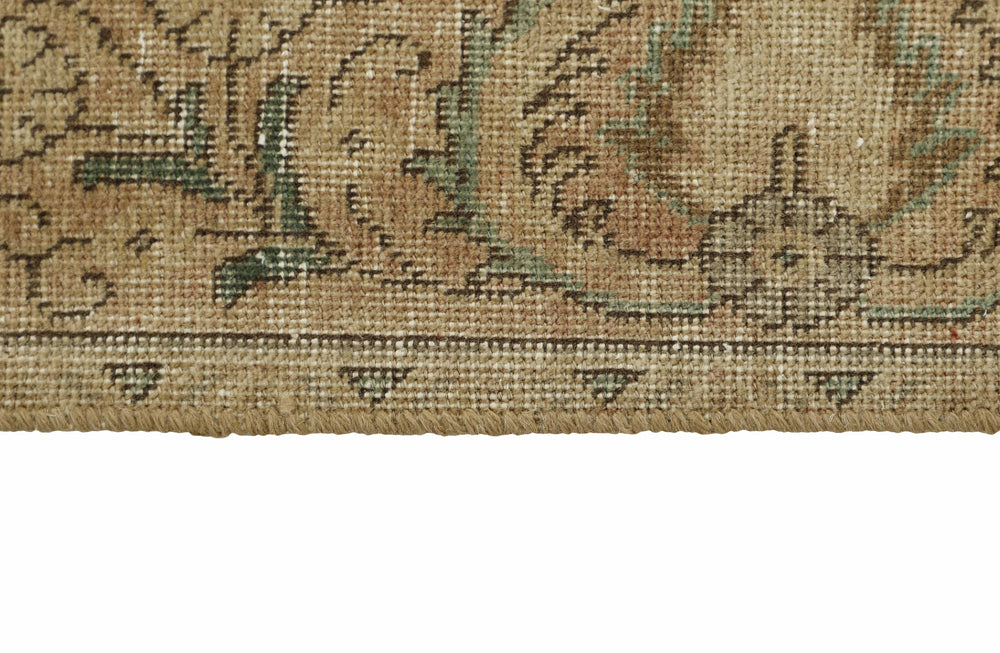 Vintage Royal Collection: Antique Persian Hand-Knotted Rugs in Stonewashed, Recoloured Finishes273 cm x 365 cm