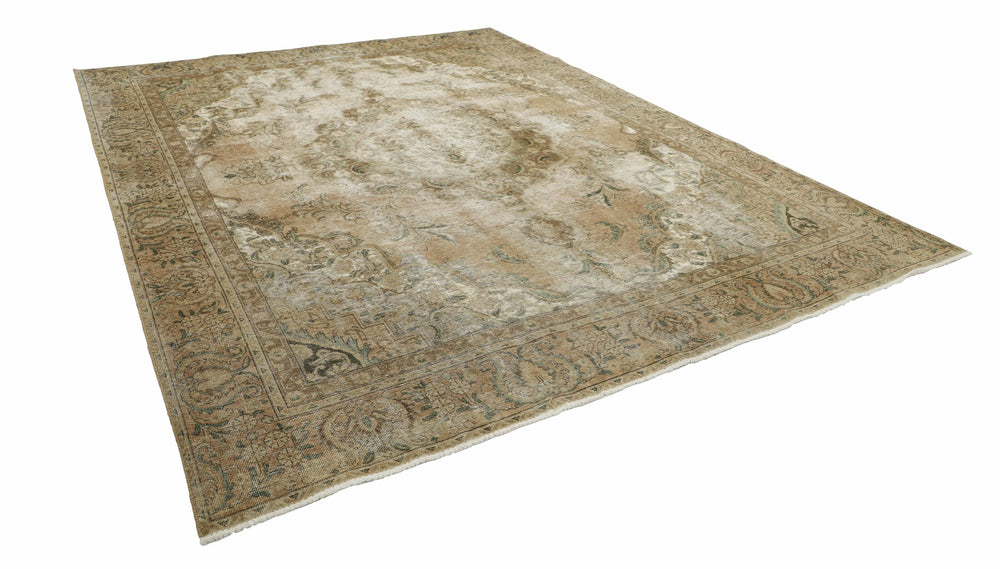 Vintage Royal Collection: Antique Persian Hand-Knotted Rugs in Stonewashed, Recoloured Finishes273 cm x 365 cm