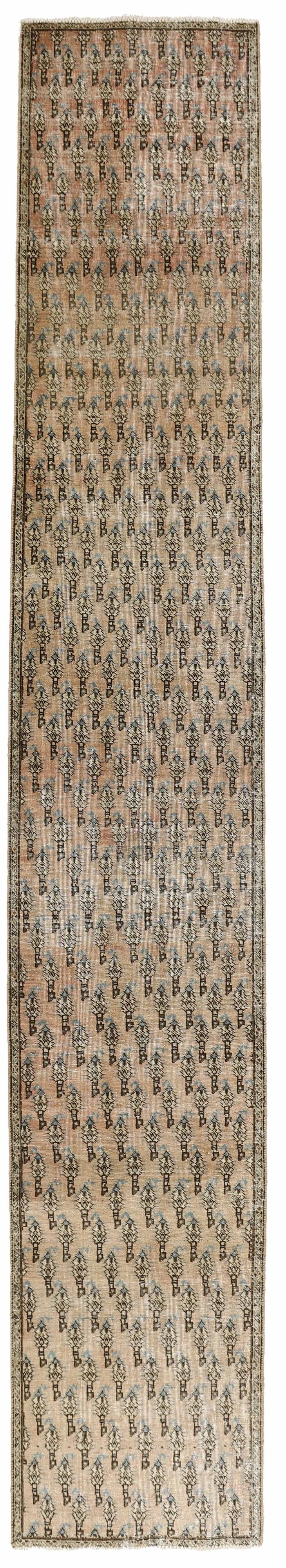 Vintage Royal Collection: Antique Persian Hand-Knotted Rugs in Stonewashed, Recoloured Finishes71 cm x 440 cm