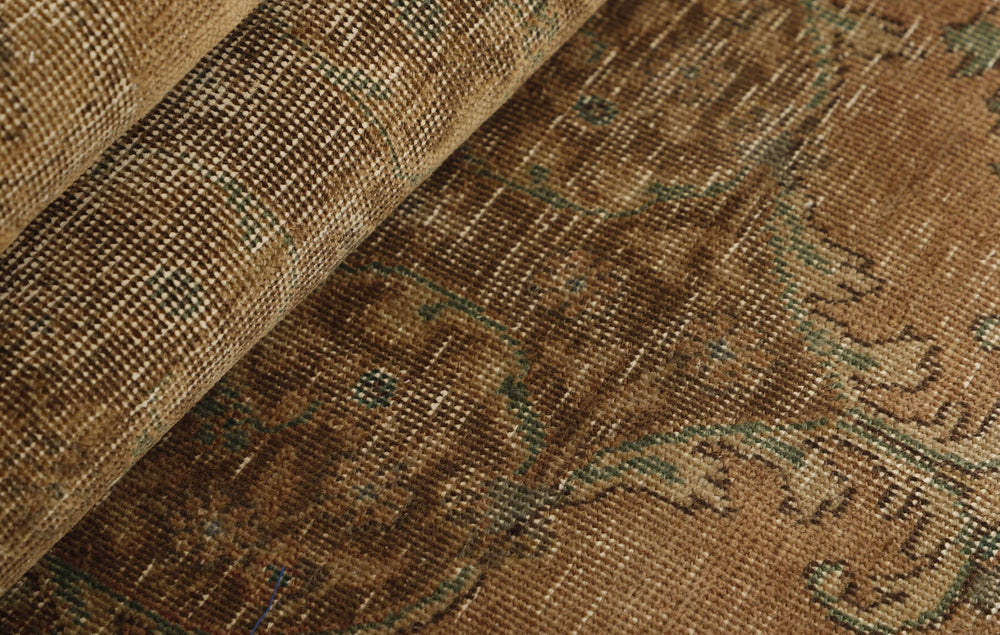 Vintage Royal Collection: Antique Persian Hand-Knotted Rugs in Stonewashed, Recoloured Finishes70 cm x 324 cm