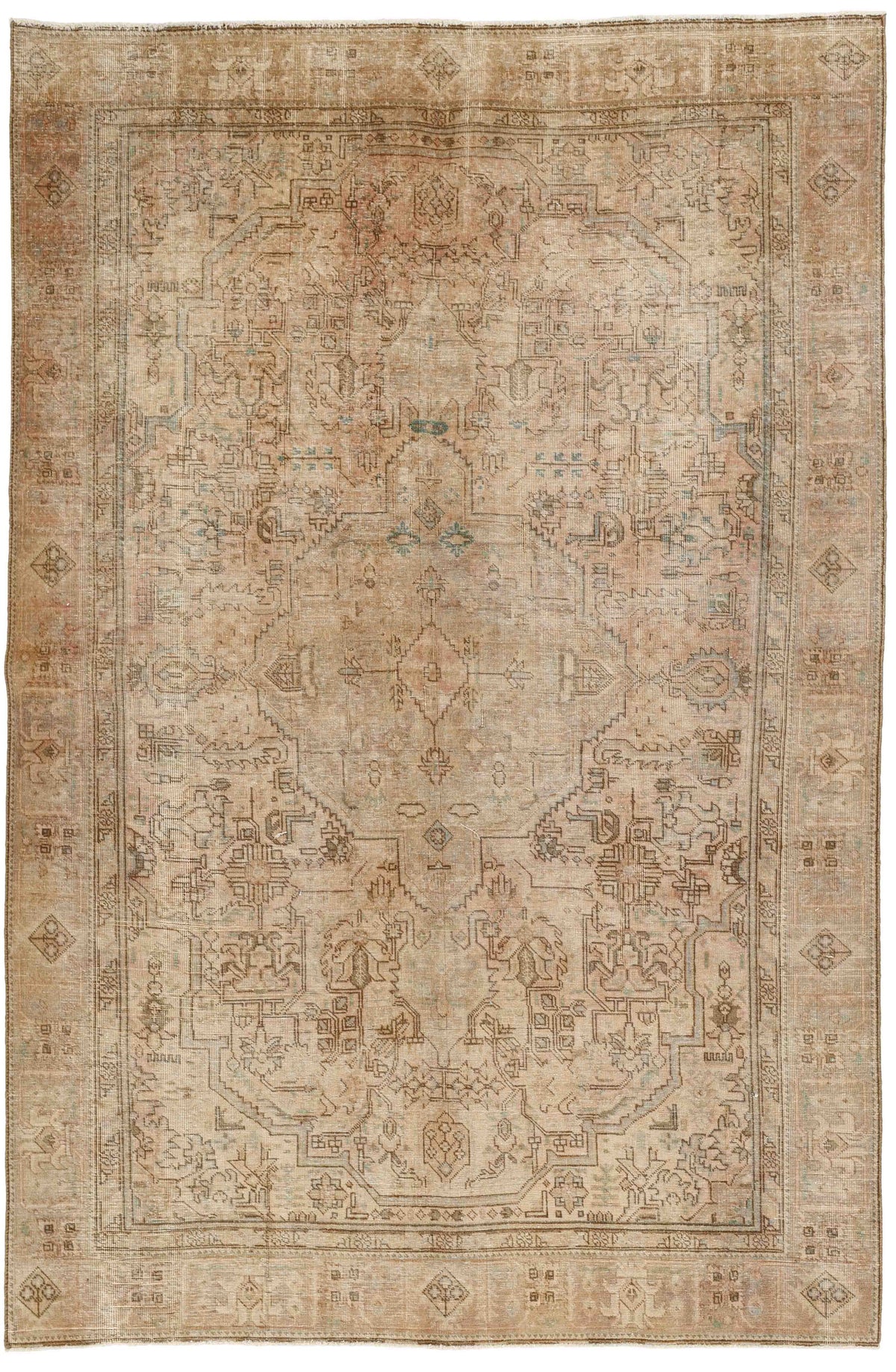 Vintage Royal Collection: Antique Persian Hand-Knotted Rugs in Stonewashed, Recoloured Finishes186 cm x 284 cm