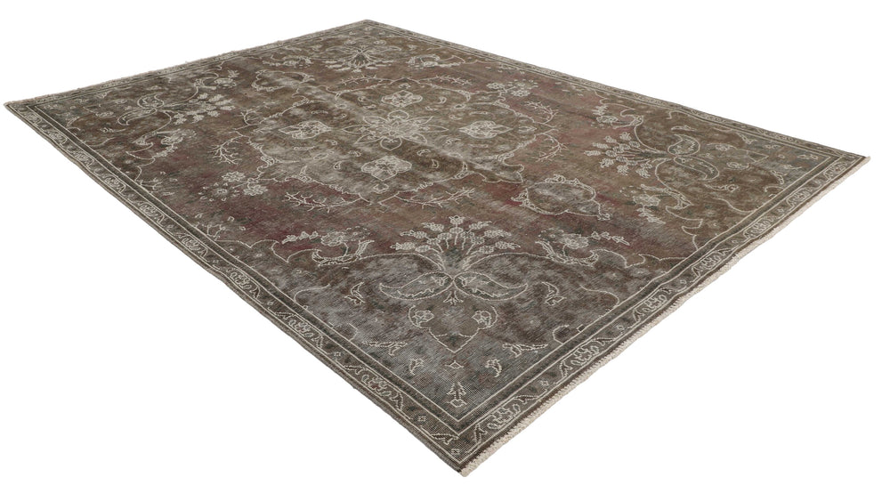 Vintage Royal Collection: Antique Persian Hand-Knotted Rugs in Stonewashed, Recoloured Finishes231 cm x 316 cm