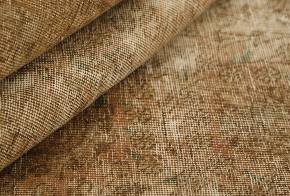 Vintage Royal Collection: Antique Persian Hand-Knotted Rugs in Stonewashed, Recoloured Finishes238 cm x 324 cm