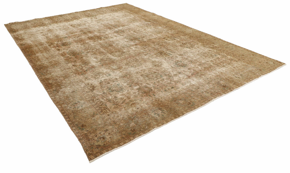 Vintage Royal Collection: Antique Persian Hand-Knotted Rugs in Stonewashed, Recoloured Finishes238 cm x 324 cm