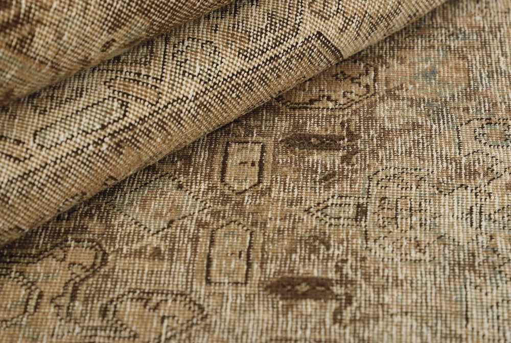 Vintage Royal Collection: Antique Persian Hand-Knotted Rugs in Stonewashed, Recoloured Finishes246 cm x 340 cm