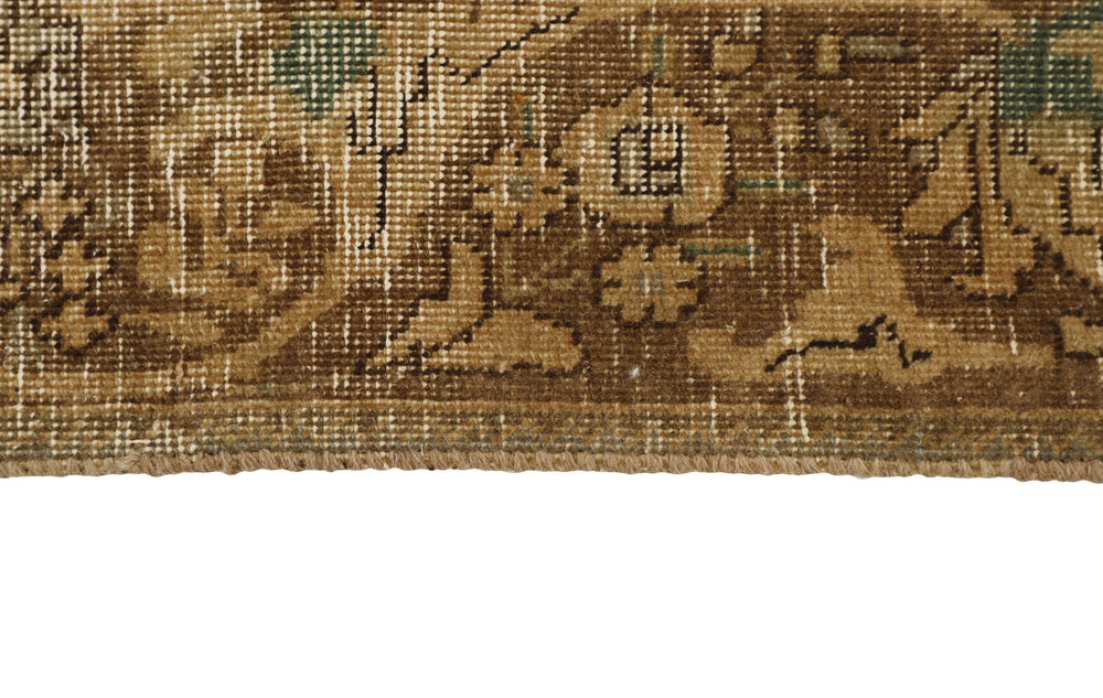 Vintage Royal Collection: Antique Persian Hand-Knotted Rugs in Stonewashed, Recoloured Finishes194 cm x 288 cm