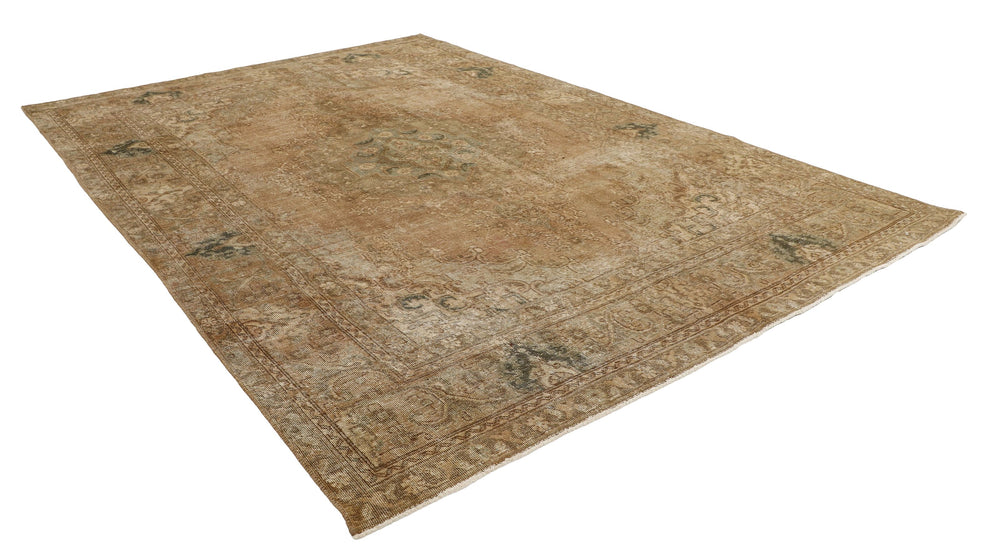 Vintage Royal Collection: Antique Persian Hand-Knotted Rugs in Stonewashed, Recoloured Finishes237 cm x 334 cm