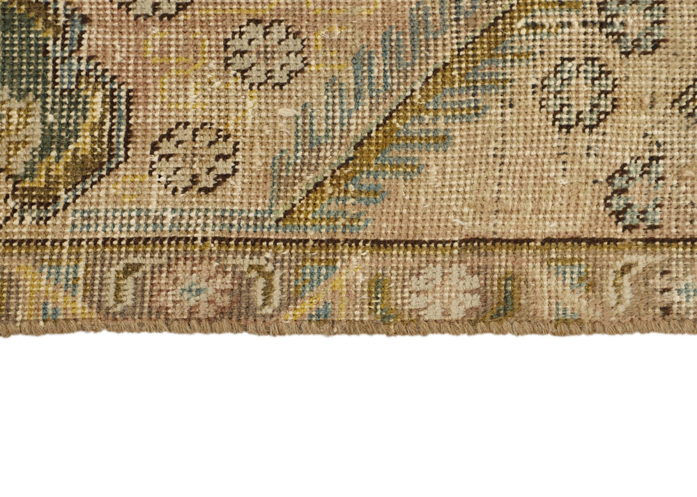Vintage Royal Collection: Antique Persian Hand-Knotted Rugs in Stonewashed, Recoloured Finishes194 cm x 281 cm
