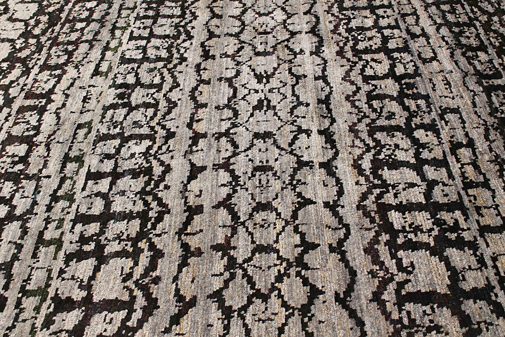 Retransition Silk Rugs | Modern Design Meets Classical Elegance250 cm x 316 cm