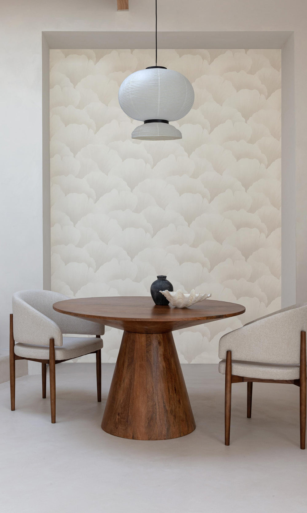 Beige Coral Like Petals Bold Floral Wallpaper R9252
