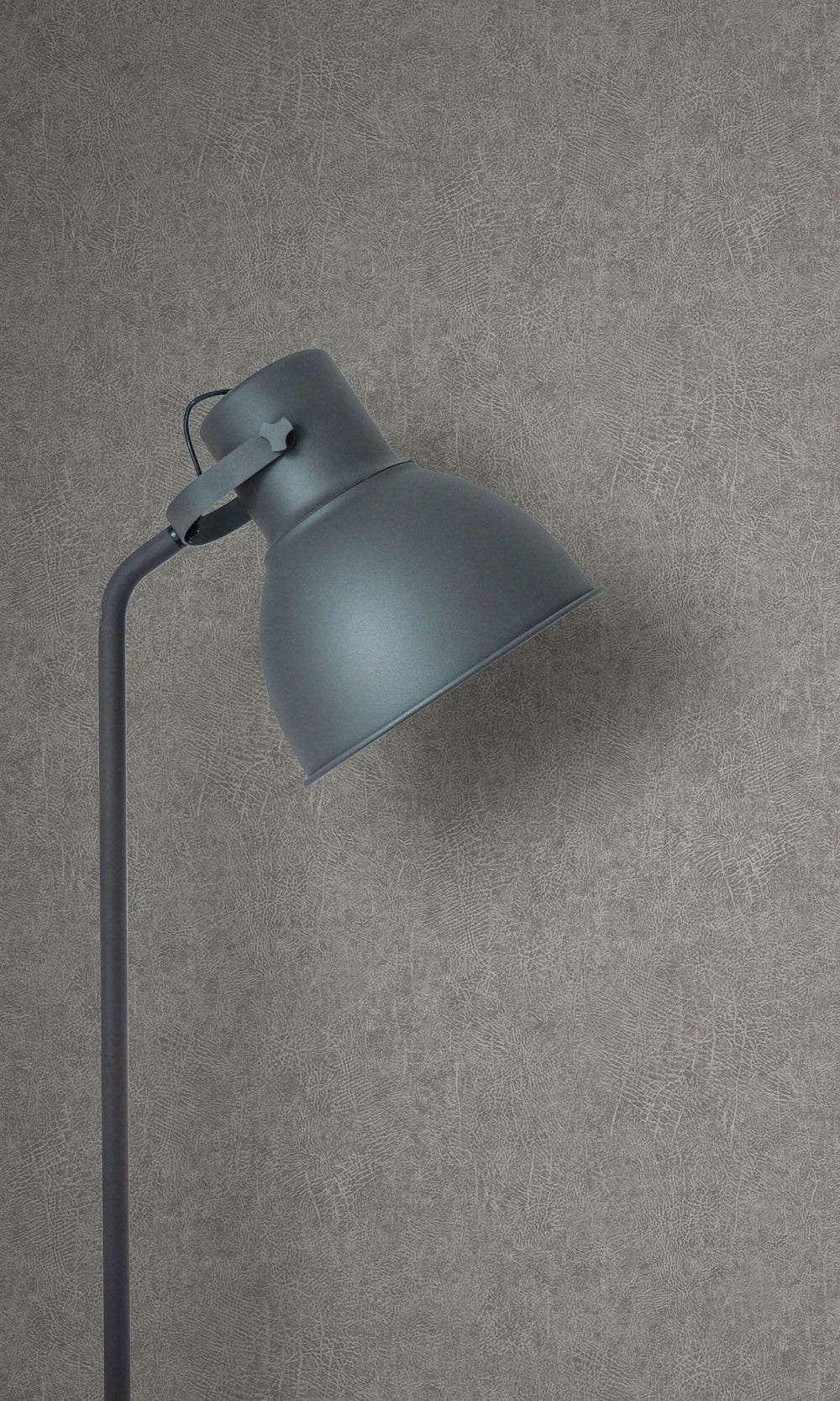 Cool Ash Scratched Plain Textured Wallpaper R8541