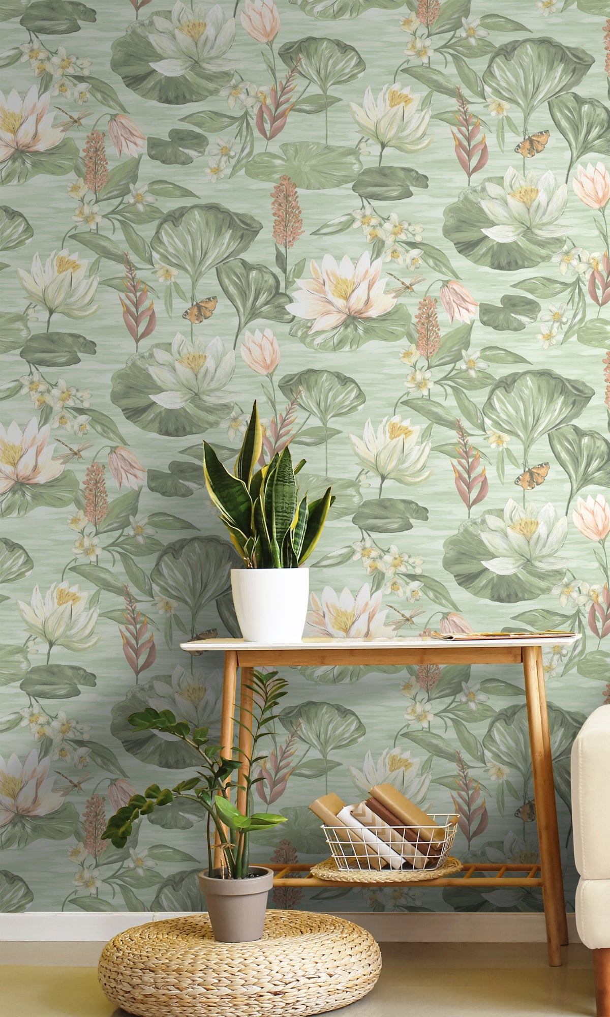Green Painted Waterlily Floral Wallpaper R8803