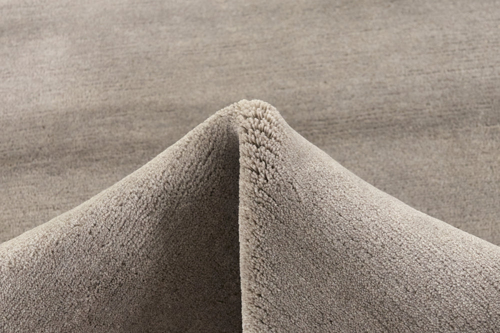 Northern Light Wool Collection | Hand-Knotted New Zealand Wool Rugs in Scandinavian Colors150 cm x 150 cm