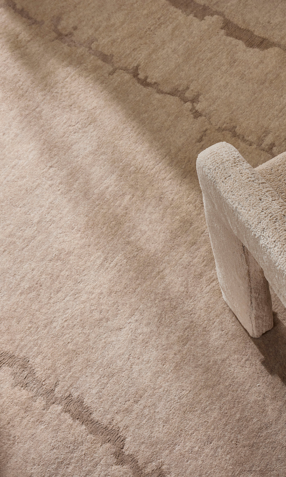 Beige Abstract Concrete Effect Hand Knotted Rectangular Luxury Rugs