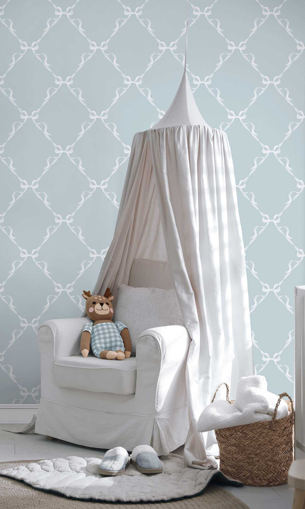 Sky Blue Ribbon Trellis Wallpaper R10017