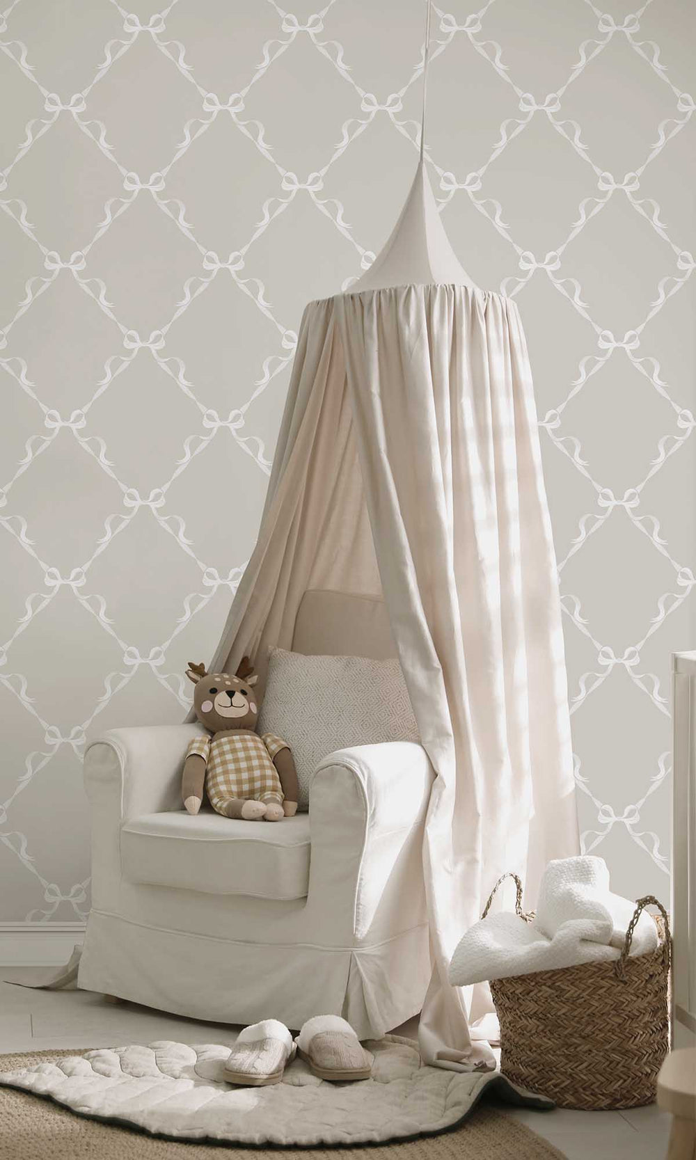 Warm Grey Ribbon Trellis Wallpaper R10018