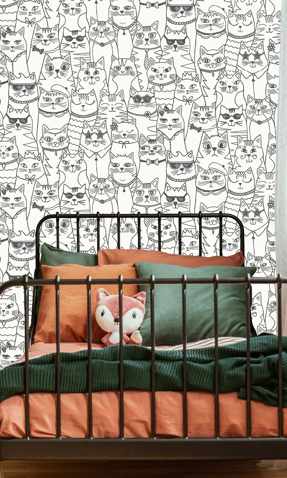 Black/White Cats Allover Wallpaper R10027