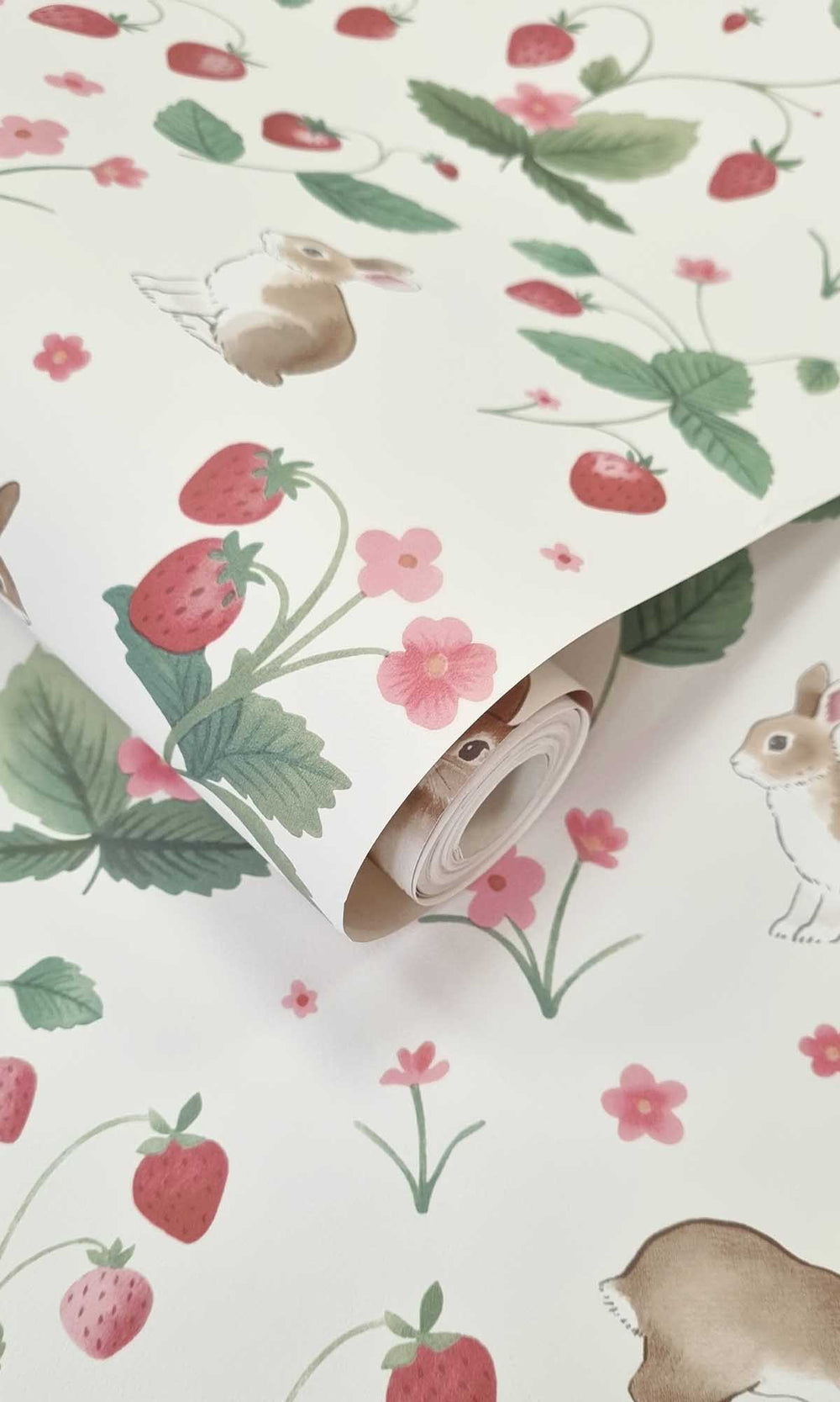 Cream/Multi Nature's Magic Wallpaper R10046