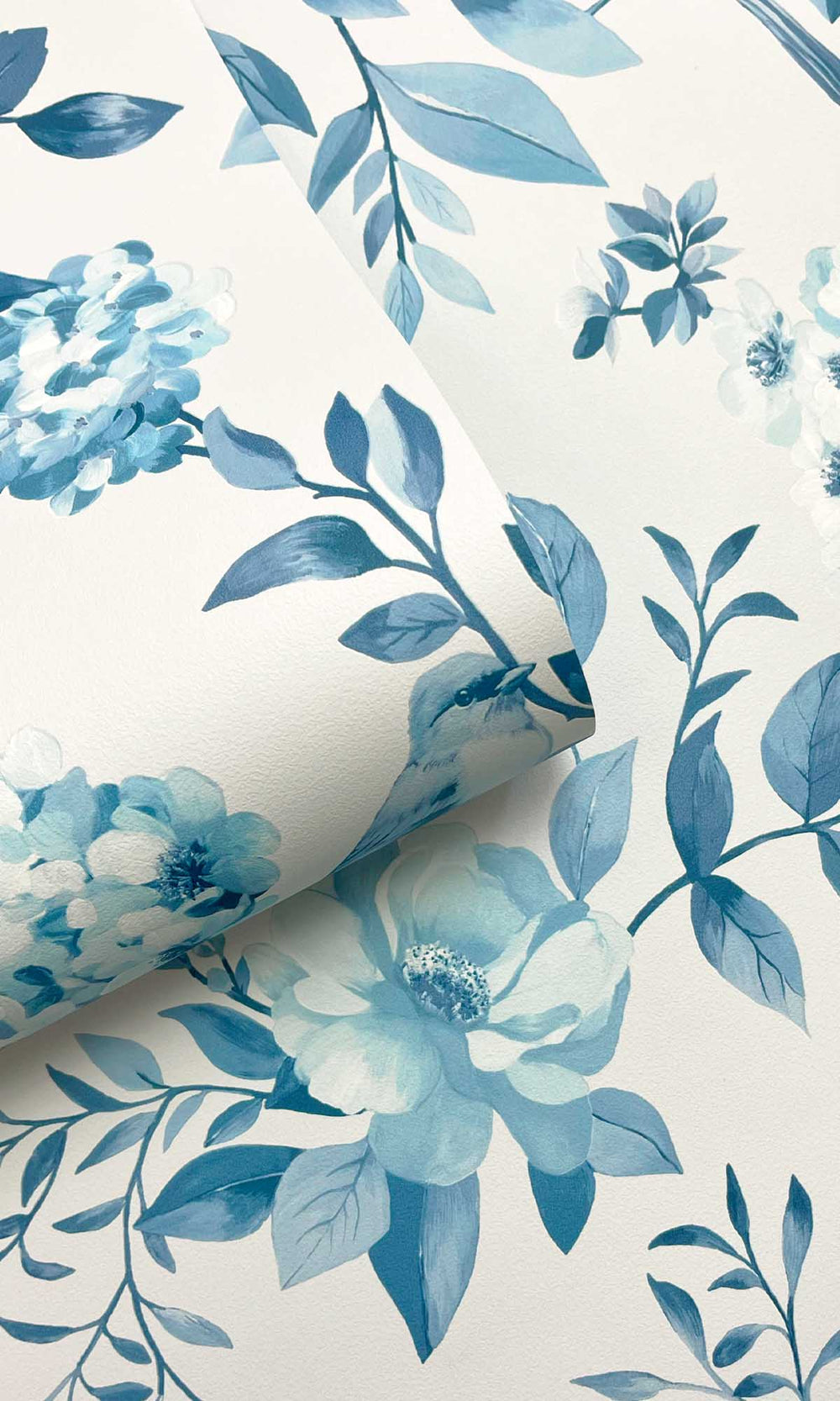 Blue Birds in a Garden Wallpaper R10071