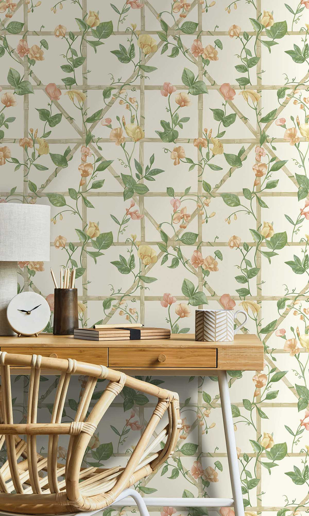 Orange Cream Trailing Floral Vines Wallpaper R10072