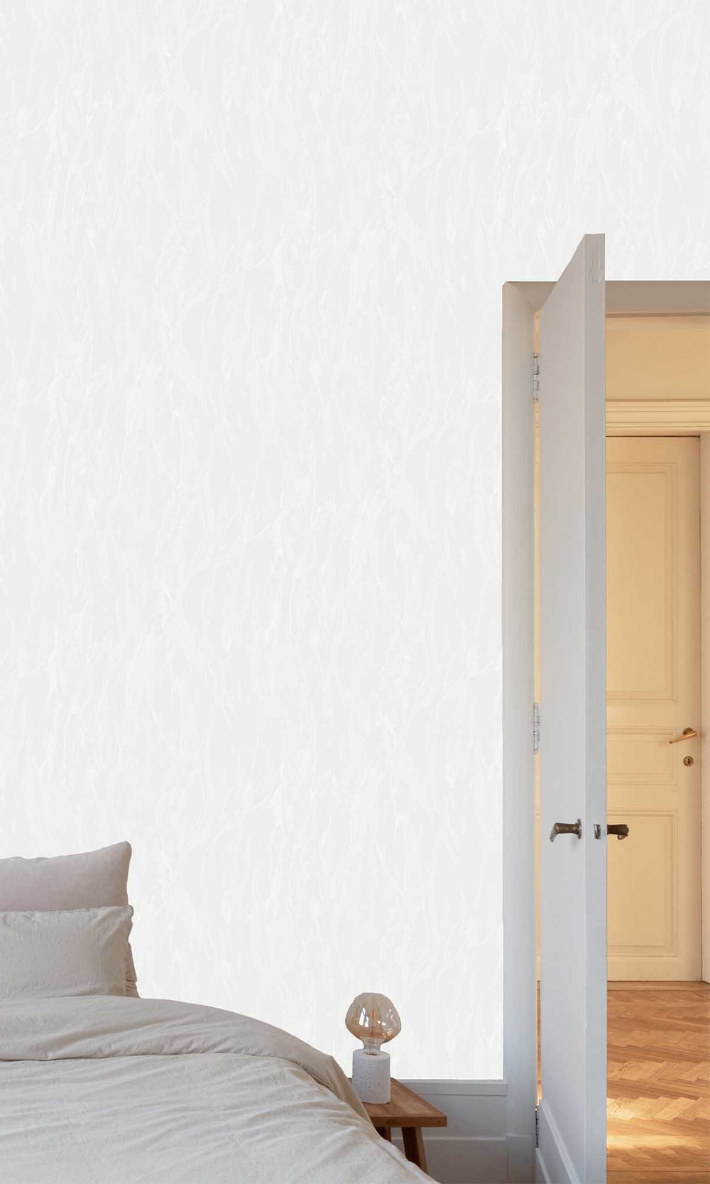 Delicate White Crumpled Paper Texture Wallpaper R10195